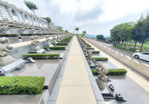 Học hỏi, tham khảo <br>từ nước ngoài