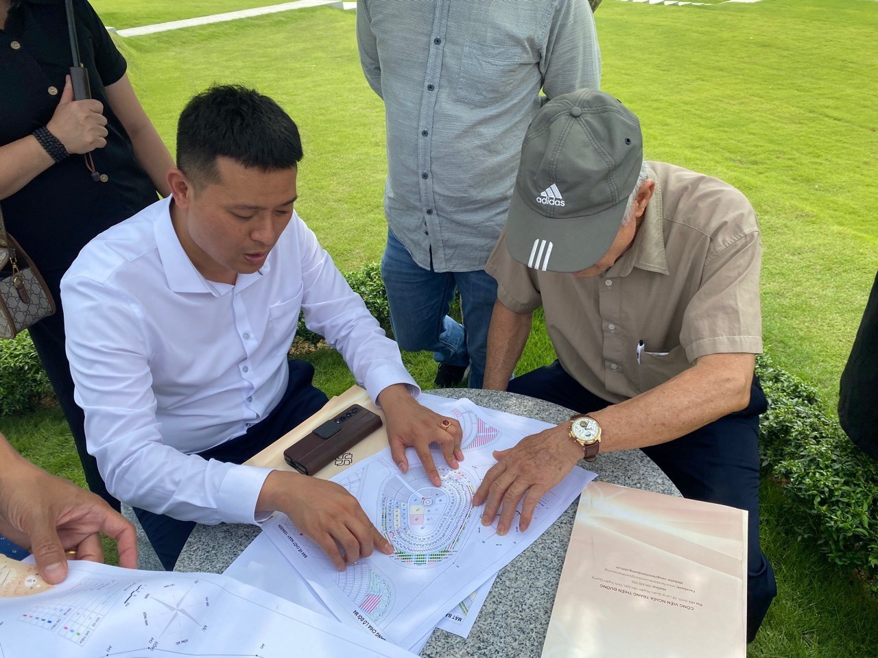 4d8d29854f51ef0fb640