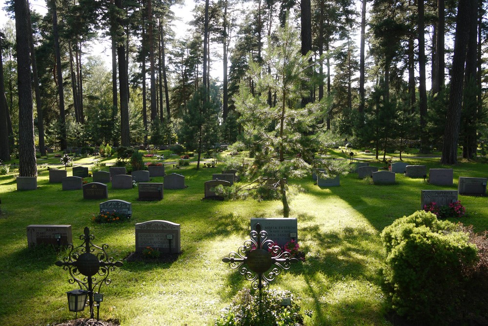 nh mộ phương tây